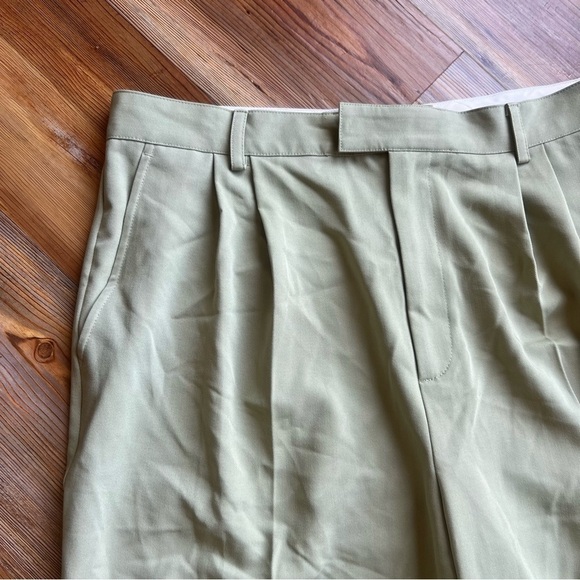 Elodie Pleated Pistachio Women's Pant Size XL SKU#B2454 - Picture 4 of 12